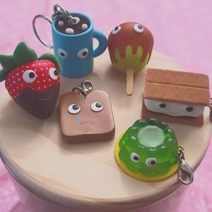 Kidrobot Foodie Charms Bundle (Touch)
